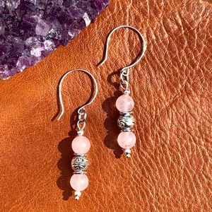 🌹NWT Rose quartz drop earrings